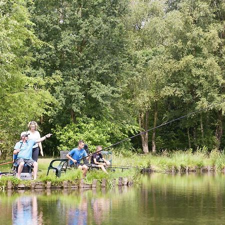 Oostappen Vakantiepark Zilverstrand 摩尔 外观 照片