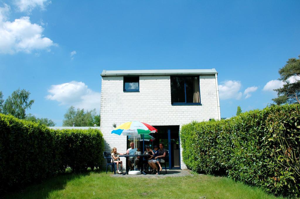 Oostappen Vakantiepark Zilverstrand 摩尔 客房 照片